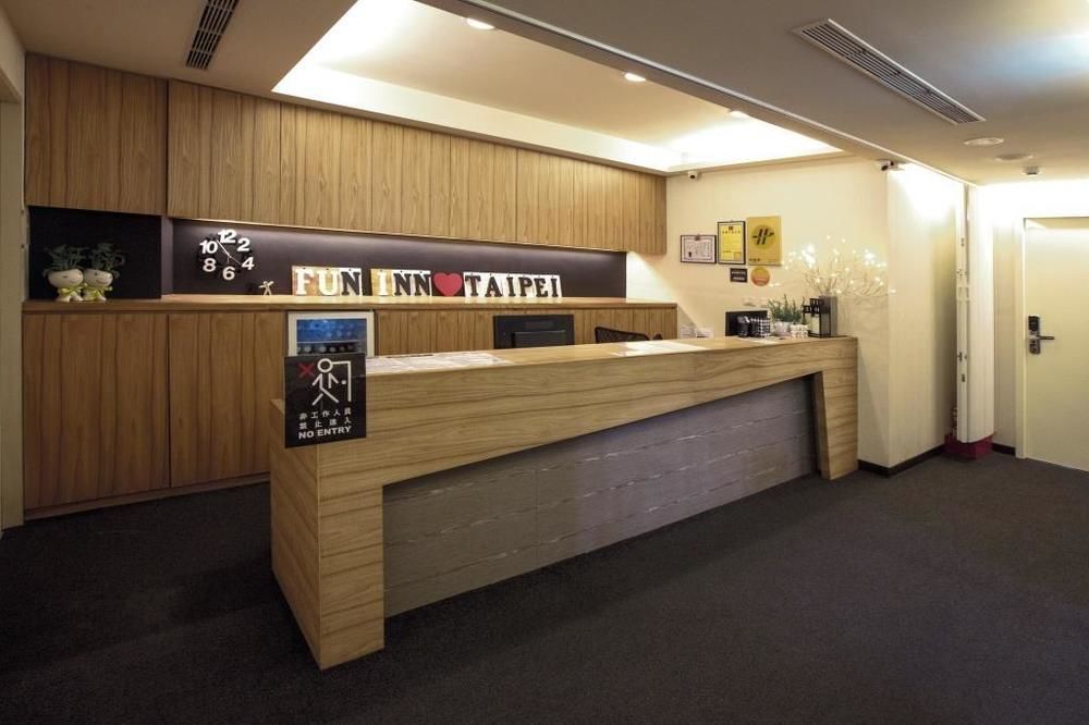 Fun Inn Taipei Hostel מראה חיצוני תמונה