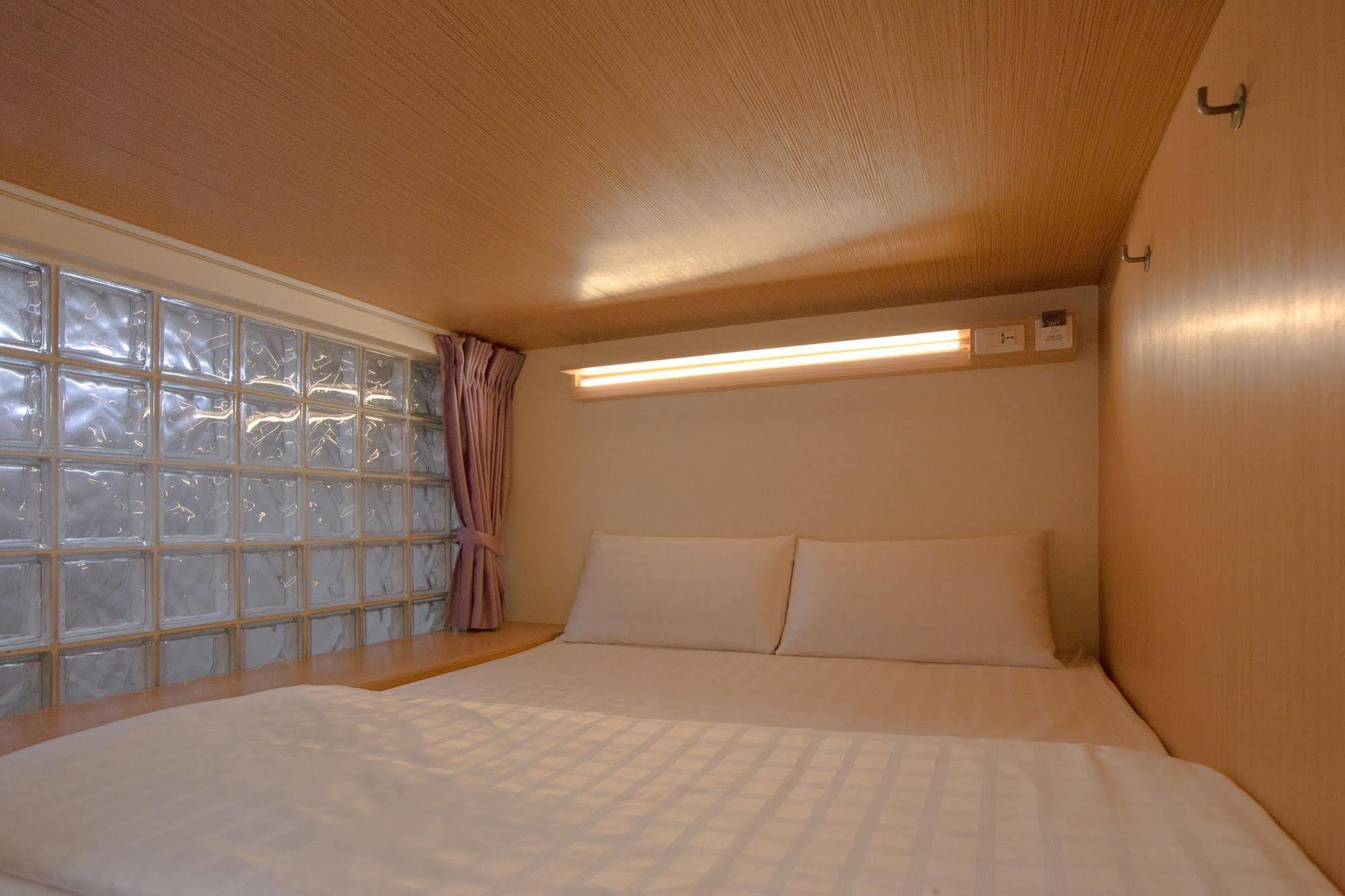 Fun Inn Taipei Hostel מראה חיצוני תמונה
