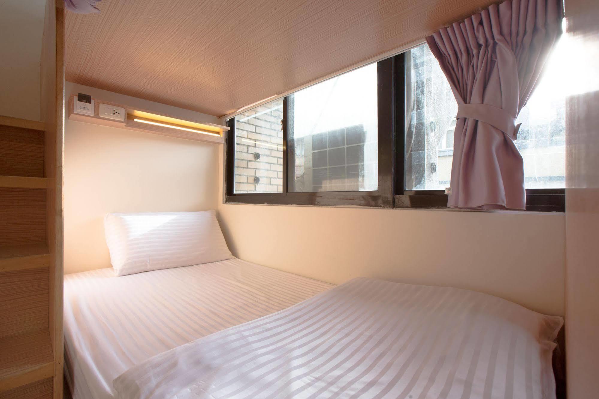 Fun Inn Taipei Hostel מראה חיצוני תמונה
